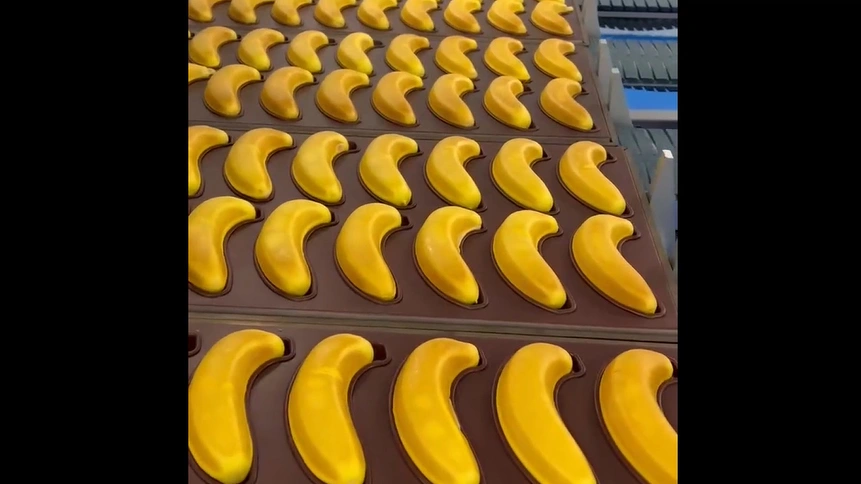 Assadeira Industrial para Bolo em Formato de Banana