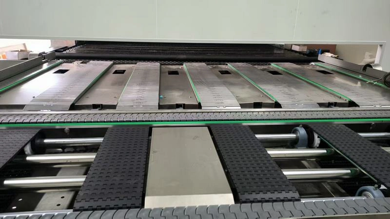 Unidade automática de alimentação do forno